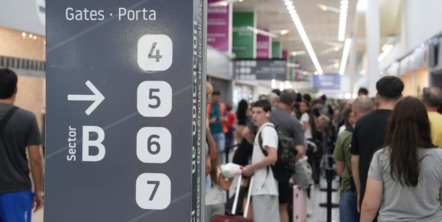 Histórico: arrancan los vuelos directos de Rosario a España