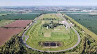 El gobernador de la provincia de Santa Fe, Maximiliano Pullaro, presentó el plan de modernización del Autódromo Ciudad de Rafaela