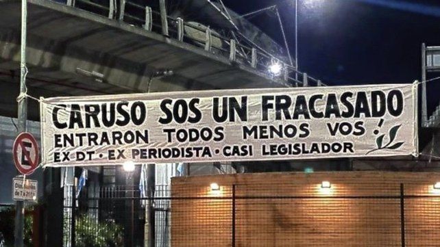 Toviggino se burló de Caruso Lombardi por su floja elección a legislador Toviggino se burló de Caruso Lombardi por su floja elección a legislador