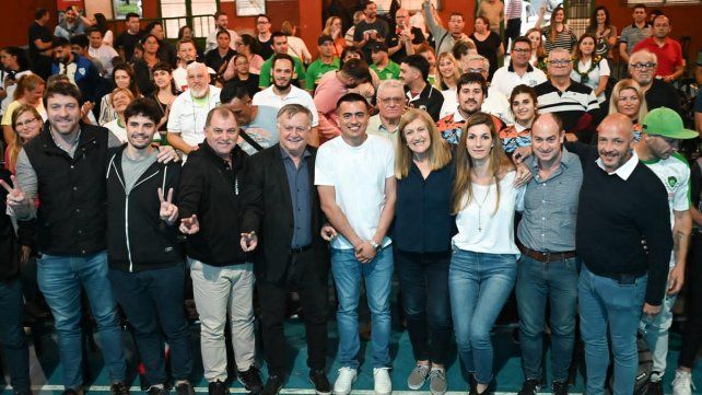 Rosario Romero se comprometió ante los clubes de Paraná