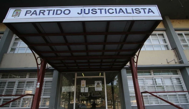La mesa de acción política del PJ de Santa Fe se reunió en la sede partidaria de la capital provincial.
