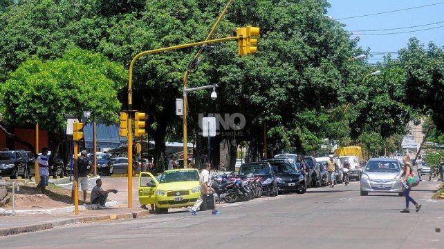 Relevan más de 40 personas en situación de calle en la zona de la terminal de ómnibus
