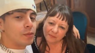 Rusherking visitó a una fan que lo invitó a su casa a comer arroz con pollo y fue viral.