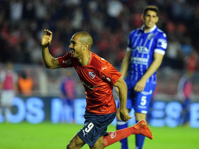 Independiente venció a Godoy Cruz en Avellaneda y sigue en la cima con puntaje ideal