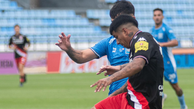 El Pupi Ferreyra fue titular en San Martín de Tucumán. Salió en el segundo tiempo.