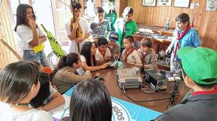 Los niños del grupo scouts Santo Domingo Savio, con sede en El Tiro Federal de Paraná