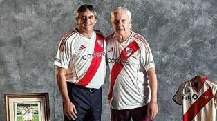 River presentó su nueva camiseta titular inspirada en la temporada 1986.