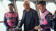 El argentino durante la presentación junto al francés Pierre Gasly y Flavio Briatore. El argentino durante la presentación junto al francés Pierre Gasly y Flavio Briatore.