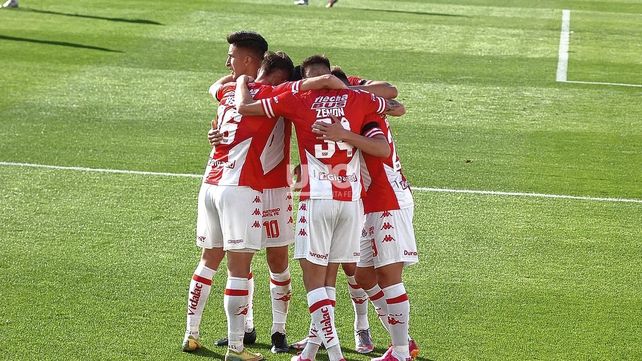 Unión quiere sumar la segunda victoria en fila ante Argentinos Juniors en el 15 de Abril.&nbsp;