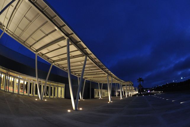 Uruguay cuenta con un nuevo y moderno Centro de Convenciones en Punta del Este