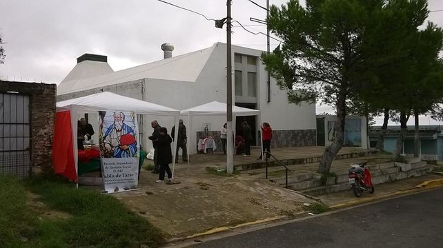 Fiesta patronal y escolar en barrio Anacleto Medina