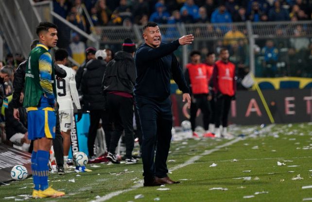 Almirón necesita un espaldarazo inmediato y para lo que se viene: la Supercopa Internacional.