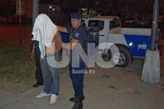 Cayó una pareja de delincuentes que asaltó una pollería en Santa Fe