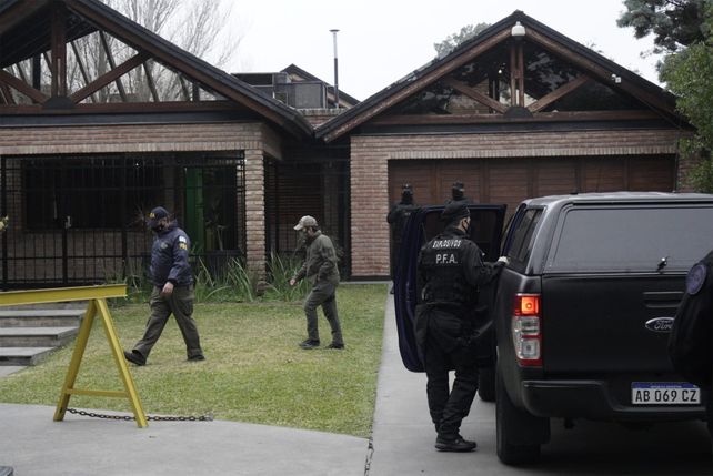 La Policía Federal allanó la casa de Fisherton de Mario Segovia, el rey de la Efedrina