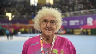 Un ejemplo de vida y deporte. Laurina Eleonora Kichmeister es voluntaria de los Juegos a sus 80 años.