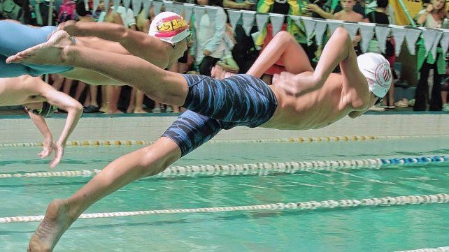 El natatorio Conrado Porta del club Gimnasia y Esgrima fue el escenario del torneo organizado por la Fesana.