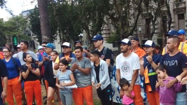 Los trabajadores y trabajadoras del puerto pasarán las fiestas sin cobrar sus salarios.