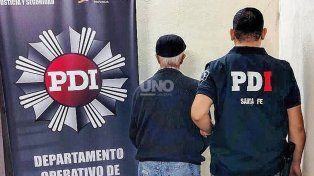 El hombre detenido en una vivienda en Vélez Sardfield y Córdoba