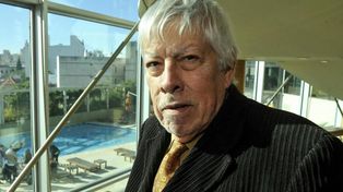 Eliseo Verón: Kirchner tiene un dispositivo de presión sobre los medios