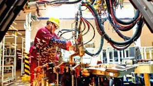 La economía santafesina retrocede por tercer mes consecutivo y enfrenta señales de estancamiento