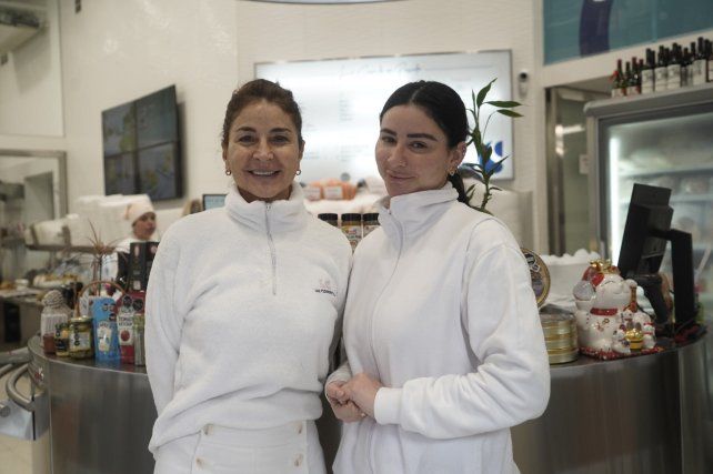 Sandra Fernández y su hija