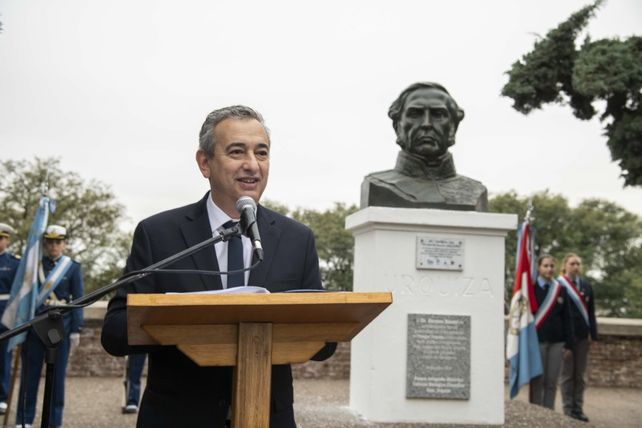 El intendente se refirió a la historia de resistencias de Rosario y volvió a reclamar la autonomía.