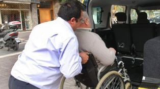 Regulan en la ciudad el transporte de personas con discapacidad