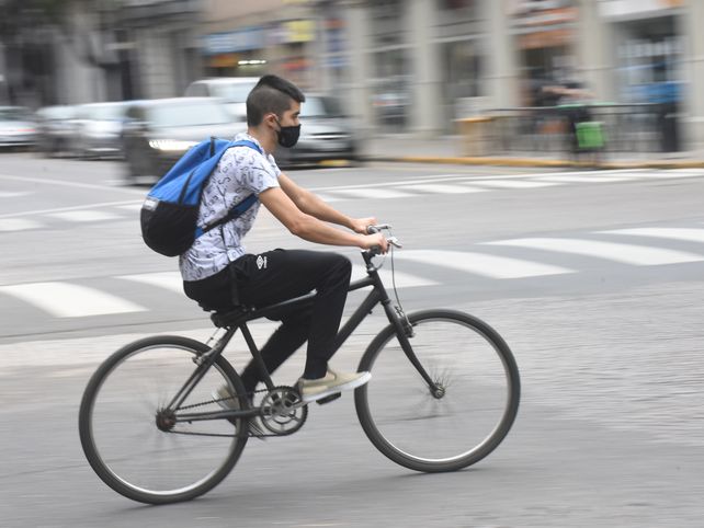 La bicicleta es el medio de transporte más usado en el país en medio de la pandemia