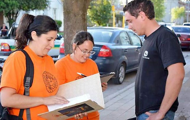 Saturación. Los especialistas llegan a las poblaciones y entrevistan a un amplio porcentaje de sus habitantes.