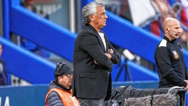 El entrenador de Colón Néstor Gorosito repetería el equipo que viene de perder ante Argentinos.