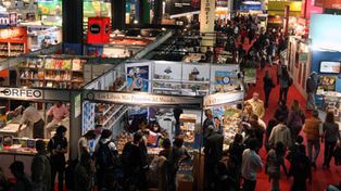 La tem&aacute;tica pol&iacute;tica fue la estrella   de la Feria del Libro de Buenos Aires