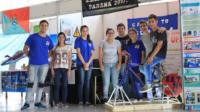 Paranatecno: Estudiantes secundarios sorprendieron por el nivel de sus proyectos