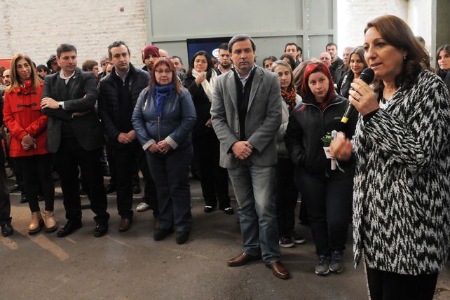 gabinete. Fein estuvo ayer en la zona noroeste junto a los secretarios Pablo Javkin y Gustavo Leone