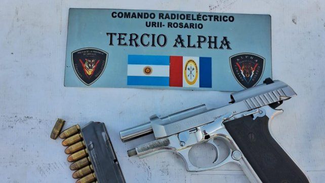 Cayó preso con un arma de guerra cargada en la cintura en la zona norte de Rosario