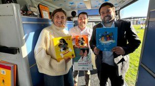 El Bibliomóvil recorre la provincia para fomentar la lectura