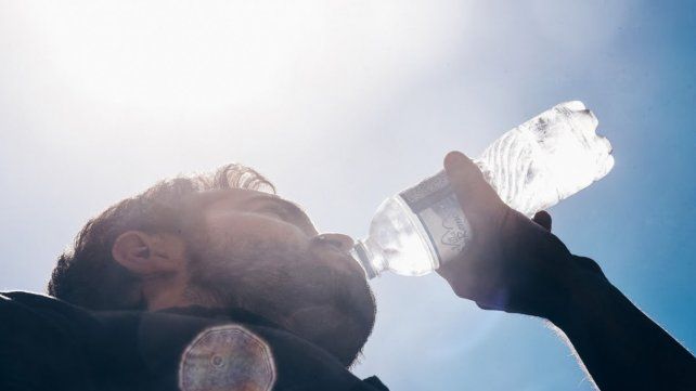 Gran parte del país bajo alerta por calor: dos ciudades santafesinas, entre las más calientes Gran parte del país bajo alerta por calor: dos ciudades santafesinas, entre las más calientes