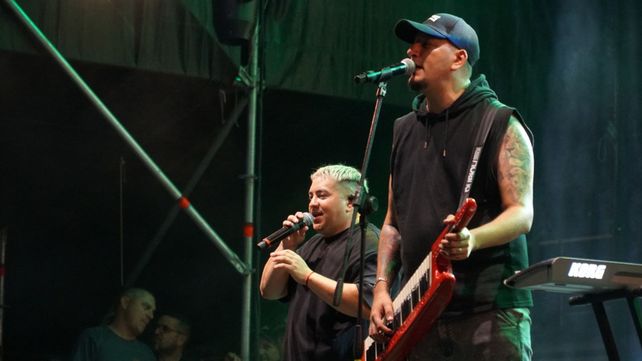 Fiesta Nacional de la Artesanía: Pinky y Uriel Lozano animaron el domingo