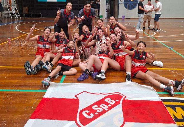 Desde Oliveros salió el nuevo campeón. Sportivo Belgrano festejó en U13 B de la Asociación Rosarina de Básquet.