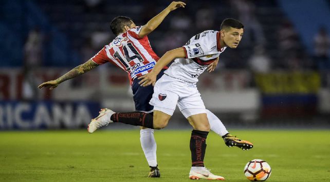 Por una distracción, Colón se quedó con las manos vacías