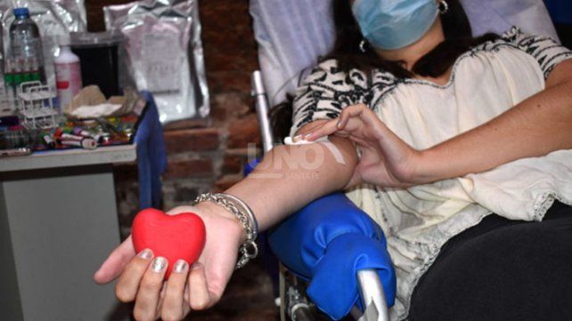 Una joven santafesina fue convocada para donar médula ósea a un paciente extranjero tras ser compatible en un registro internacional.