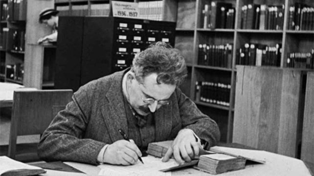 Walter Benjamin.