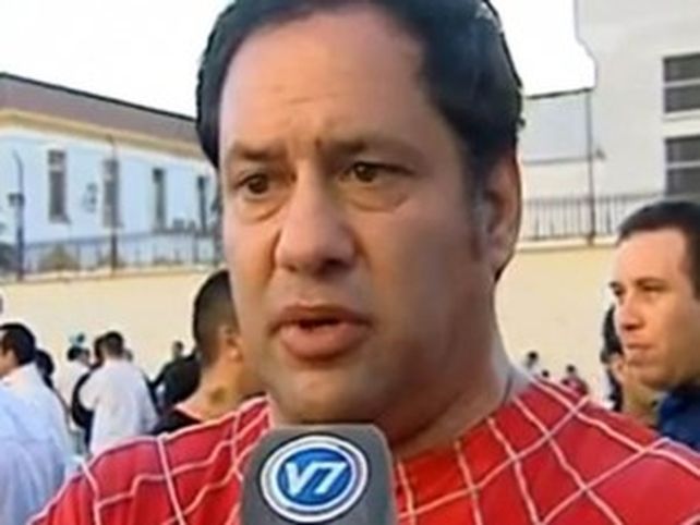 El director del Servicio Penitenciario se vestía de Hombre Araña y bailaba con presos