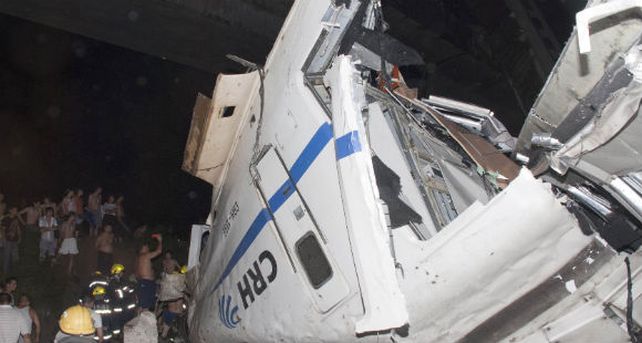Al menos once muertos al chocar dos trenes de alta velocidad en China
