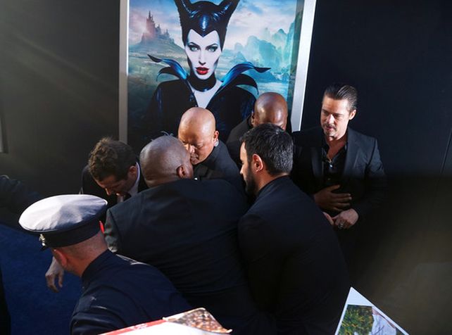 Agredieron a Brad Pitt durante la presentación de una película