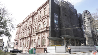 Las obras de restauración del Palacio de los Leones ya se pusieron en marcha.