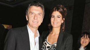 La edición española de ¡Hola! define a Juliana Awada como la primera dama más bella
