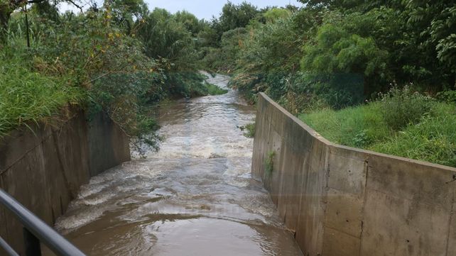 Lluvias en Paraná: Así está el puente de calle Gálvez donde cayó el auto de Fiorella