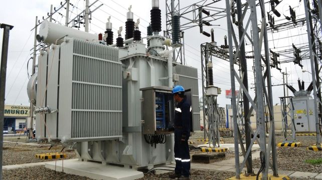 Desde Santa Fe apuntan a Nación por los cortes de luz: El sistema integrado nacional, hoy, cruje