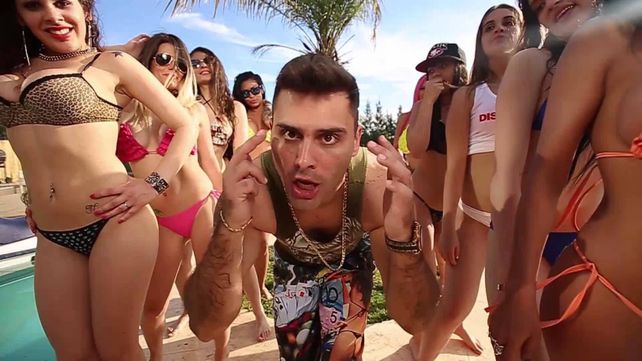 Detuvieron al empresario y piloto de autos que corrió picadas a 240 kilómetros por la 9 de Julio