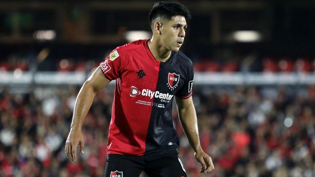 El defensor Saúl Salcedo seguirá su carrera en San Lorenzo.